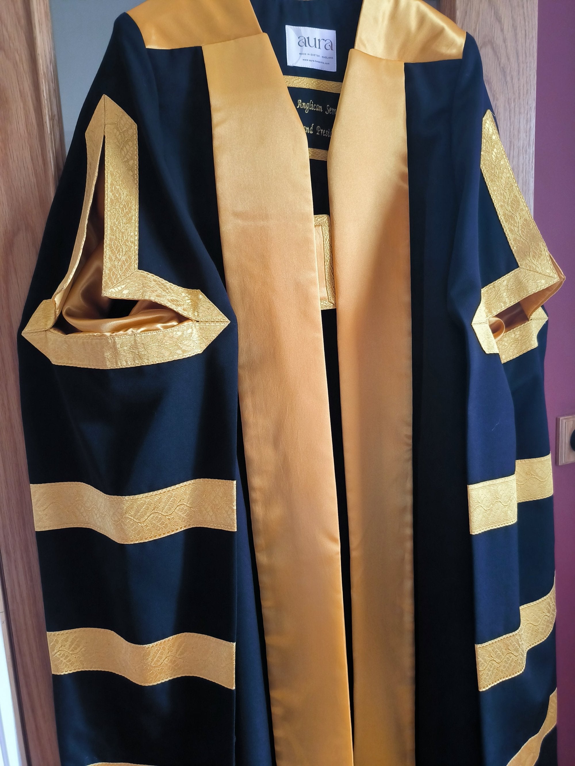 officers gown academic regalia