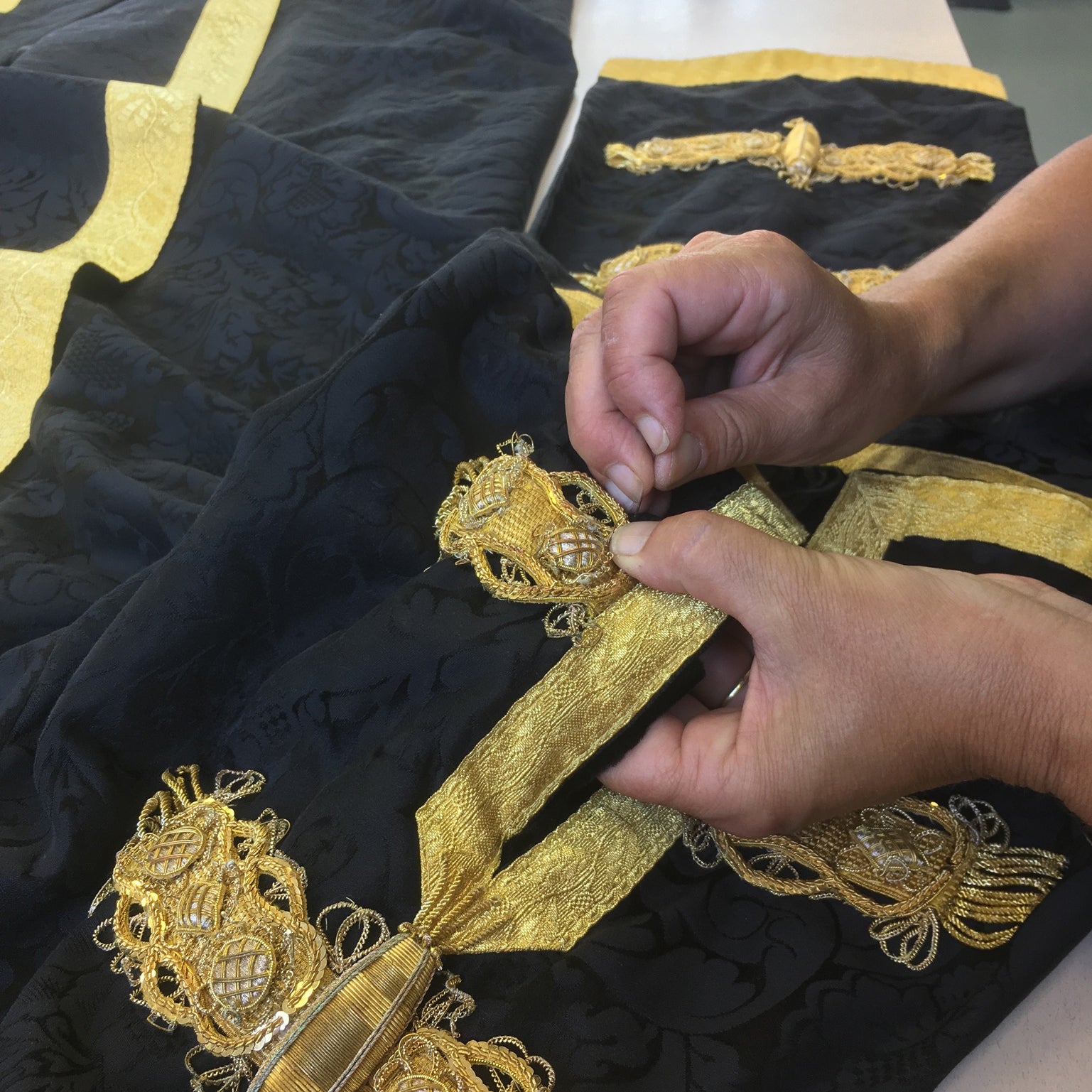 ceremonial robe embellishments gold frogging